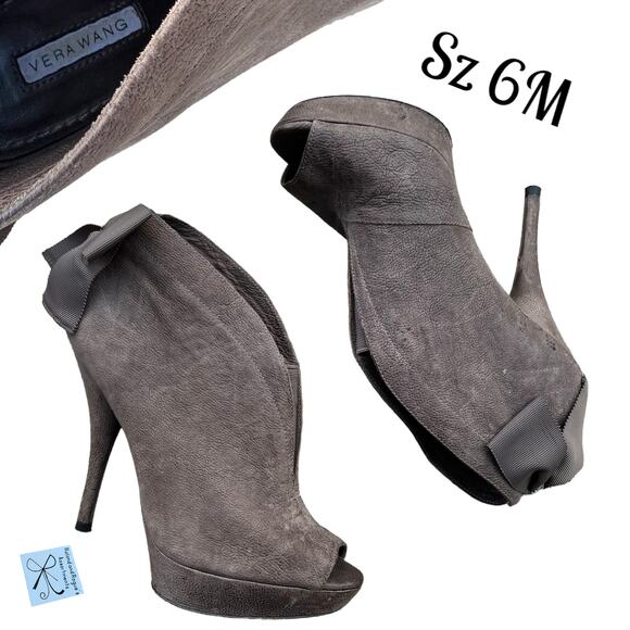 Vera Wang Royce Leather Bow Heel Peep Toe Booties Sz 6M - Picture 1 of 12